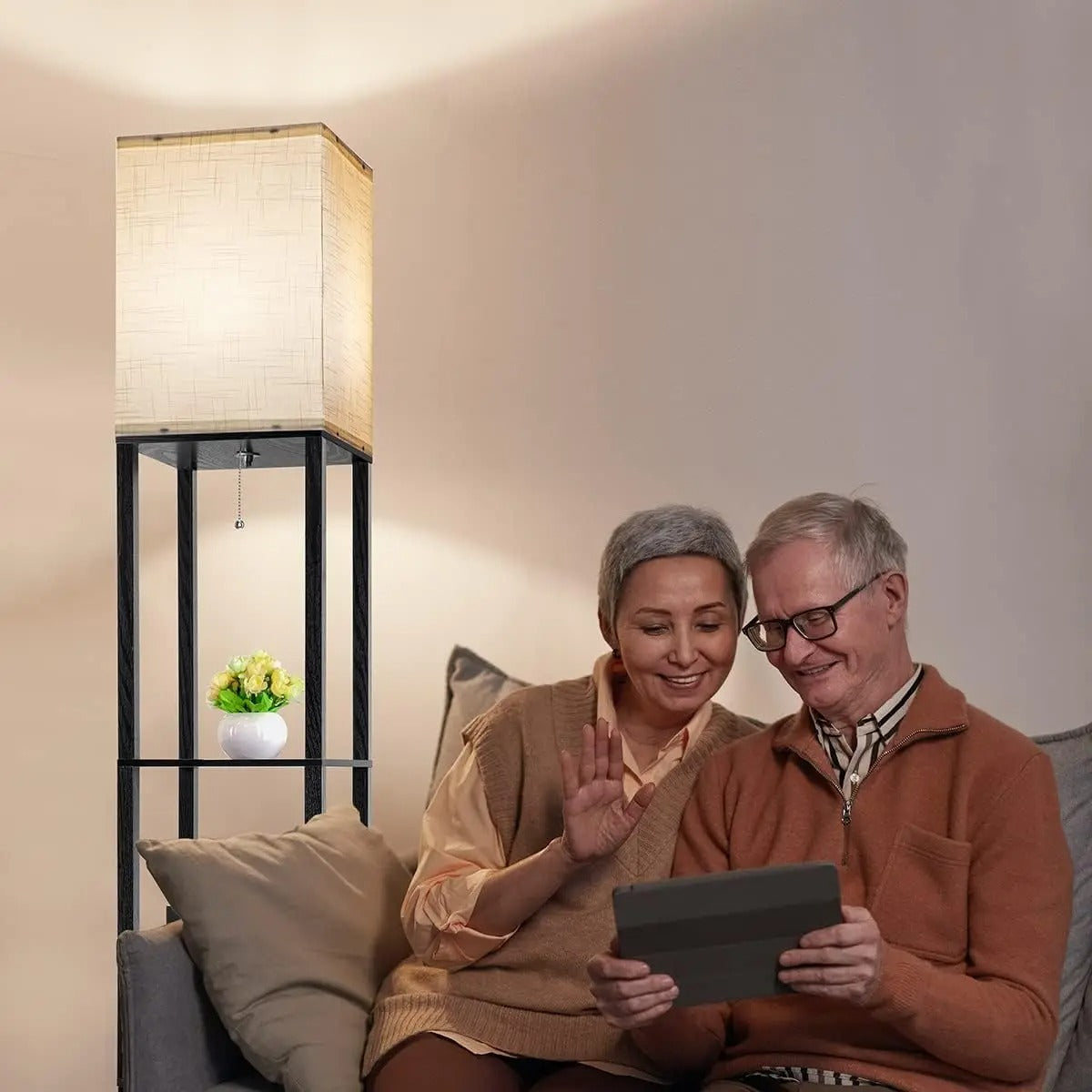 Lampe sur pied couple age