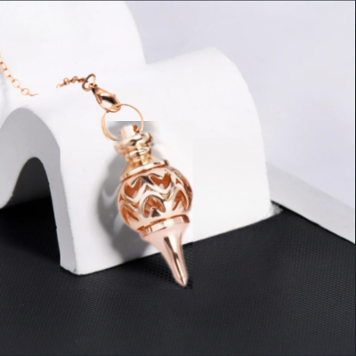 Pendule divinatoire modĂšle rose