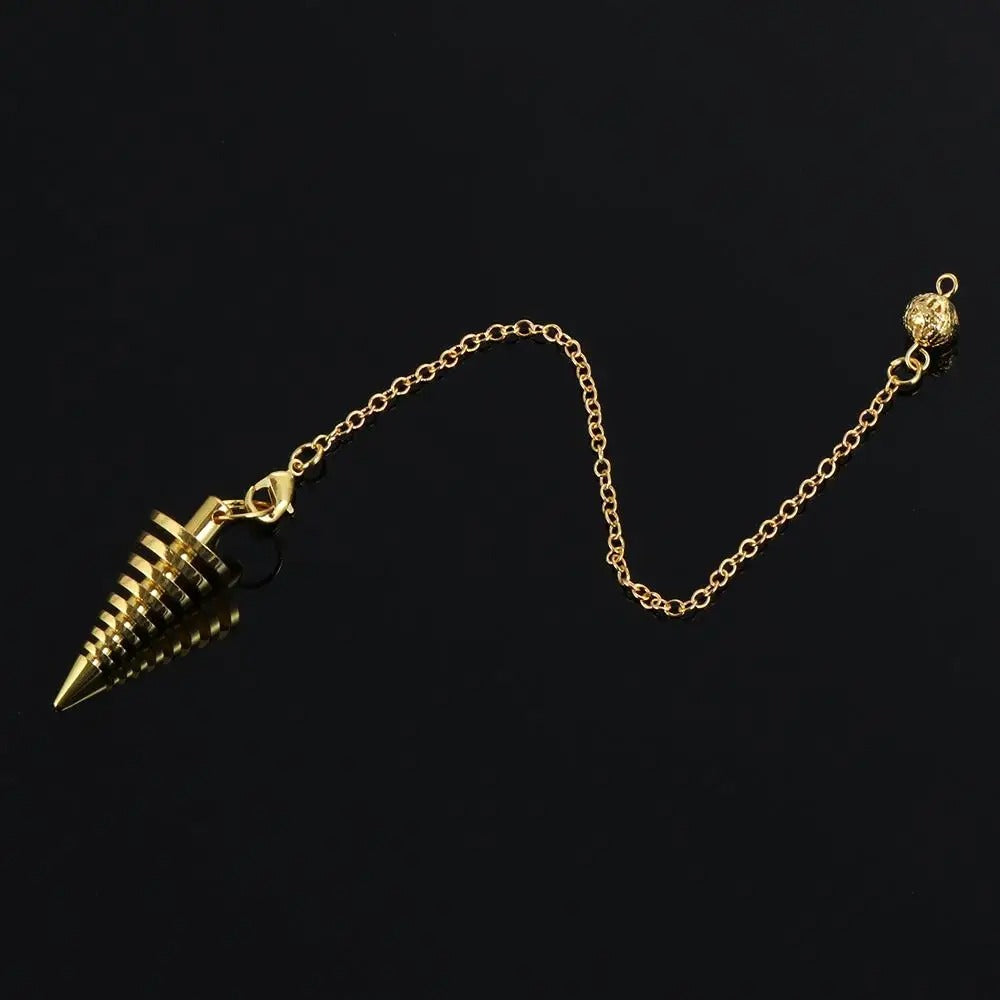 Pendule spirale Precision et harmonie or