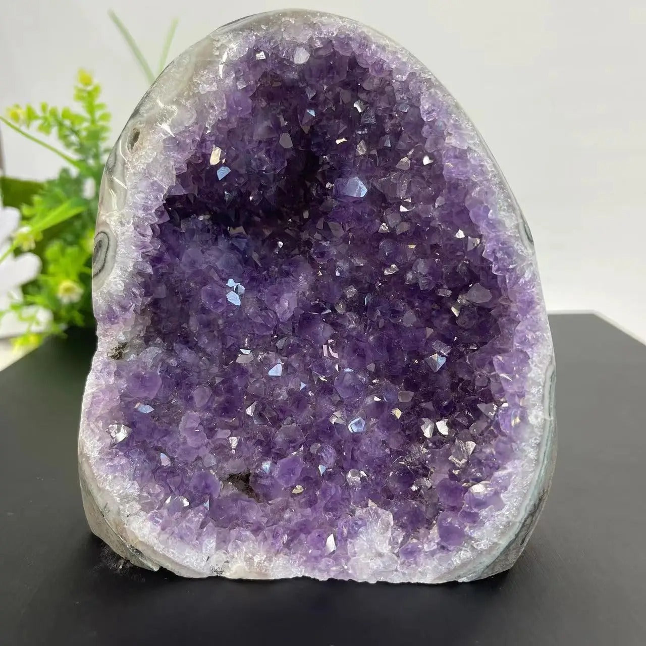 Pierre naturelle geode amethyste zoom