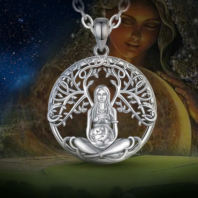 collier terre mere sacre