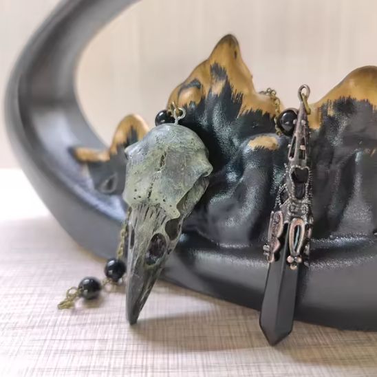 pendule corbeau et obsidienne presentation