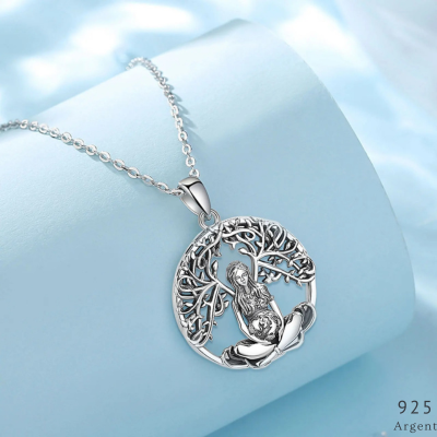 collier terre mere presentation